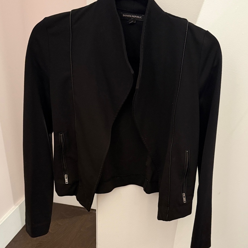 Banana Republic Women's Black athletic Jacket